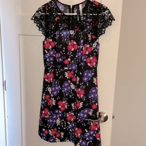 Women’s dress